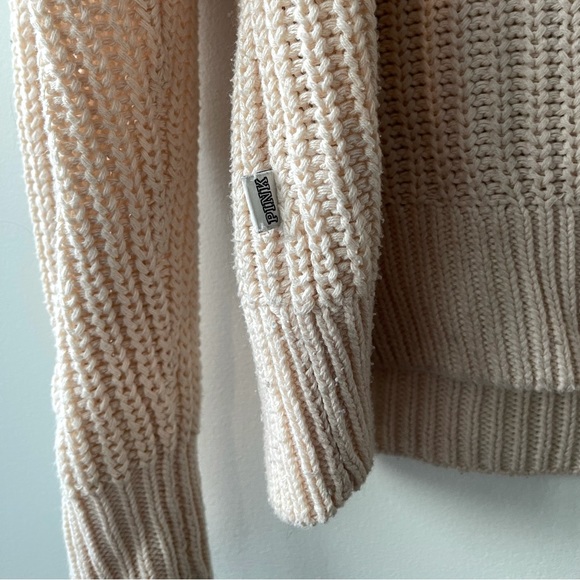 PINK Victoria’s Secret Cotton Knit Cream V-Neck Sweater Size S - Picture 4 of 6